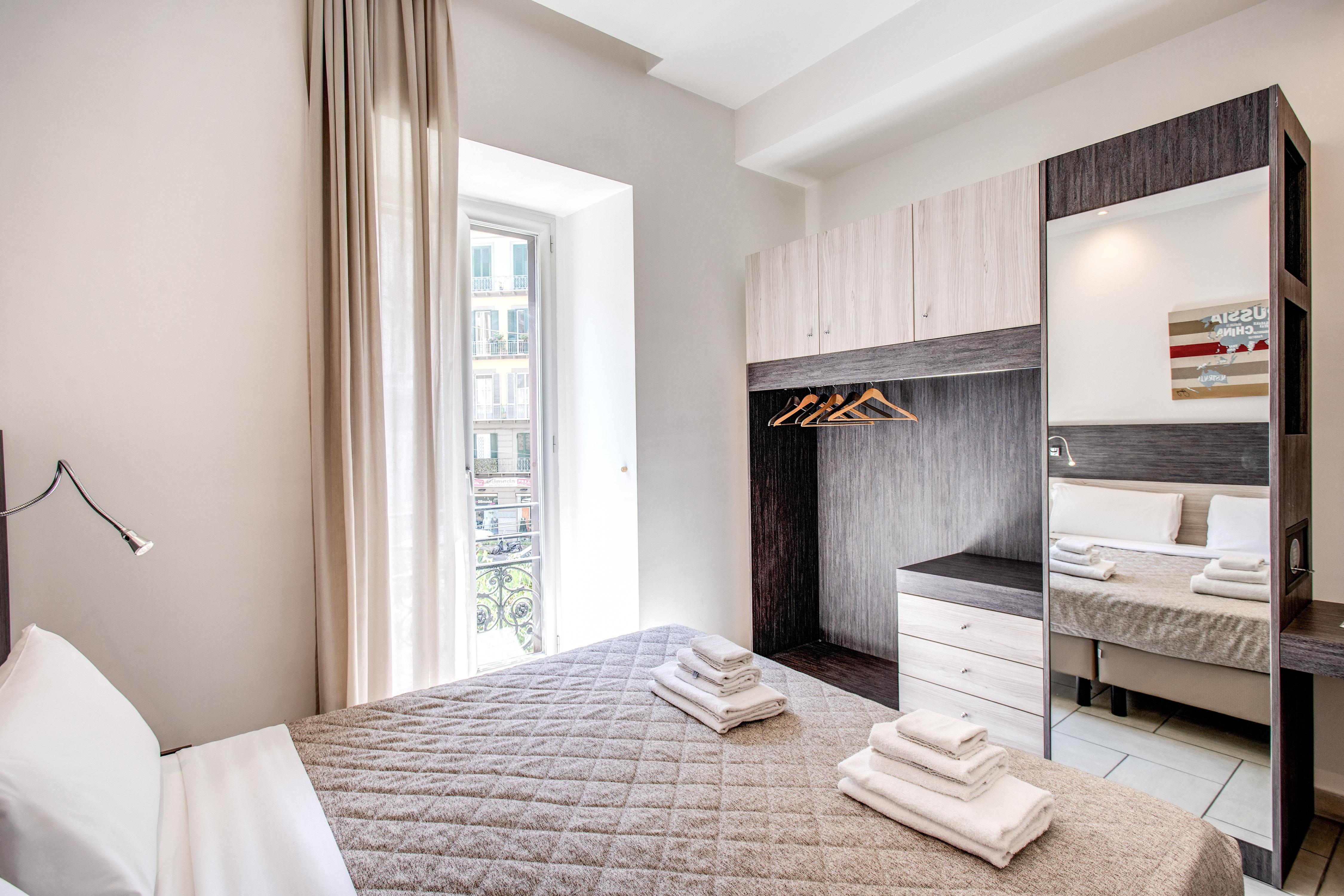 Napoli Suite Couette-café 3*