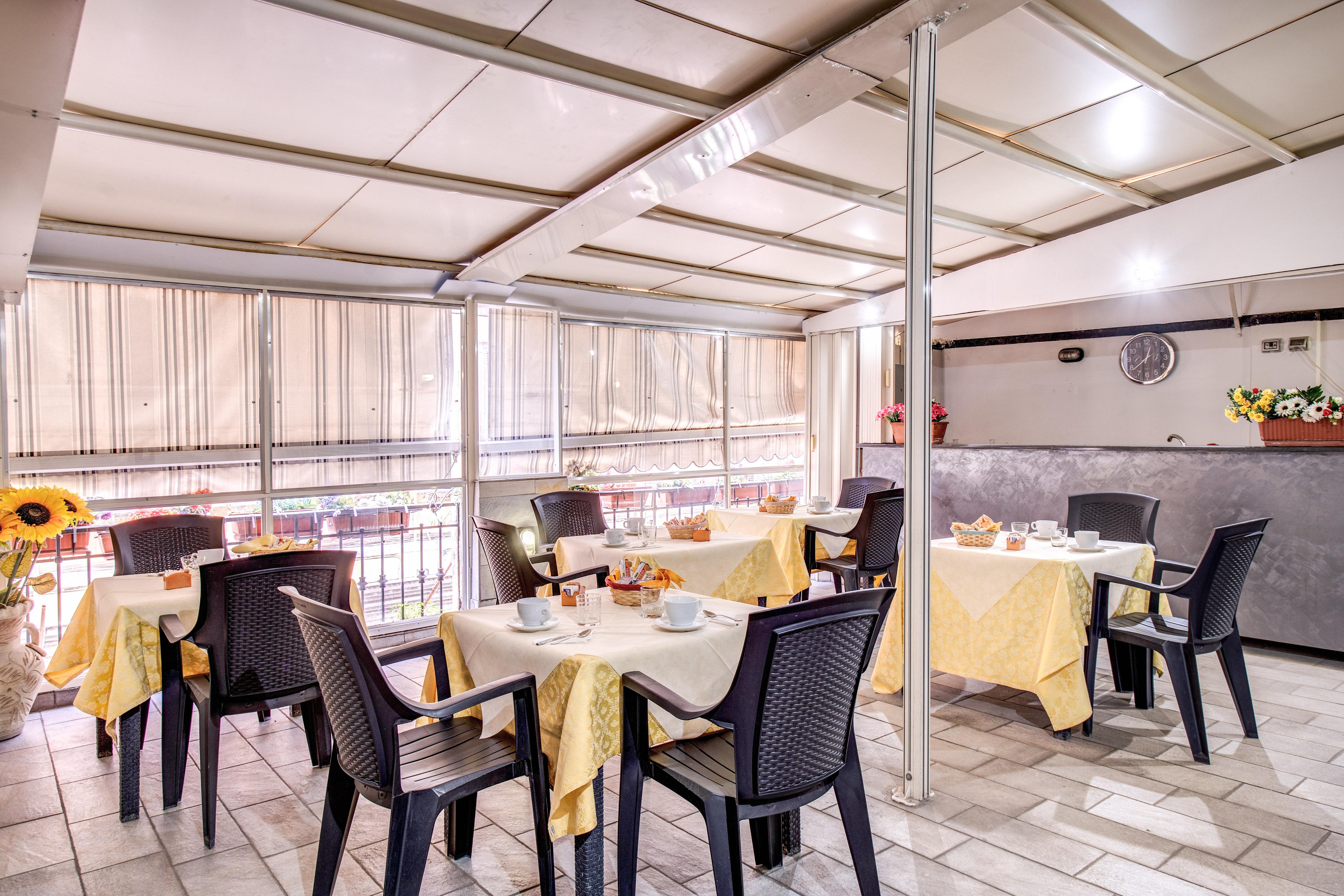 Napoli Suite Couette-café 3*